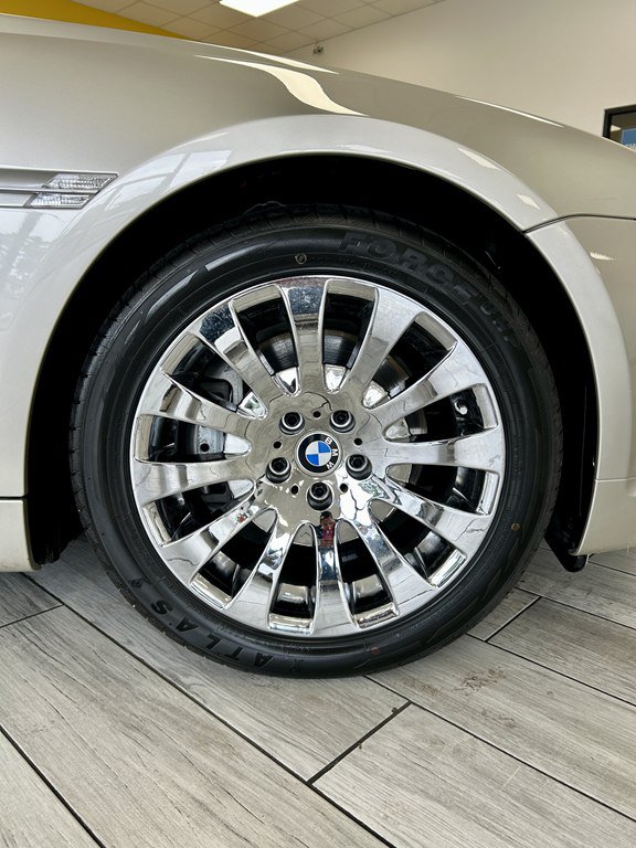 Used 2004 BMW 645Ci Convertible RWD image 18