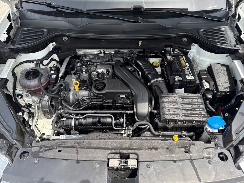 Used 2022 Volkswagen Taos S image 11