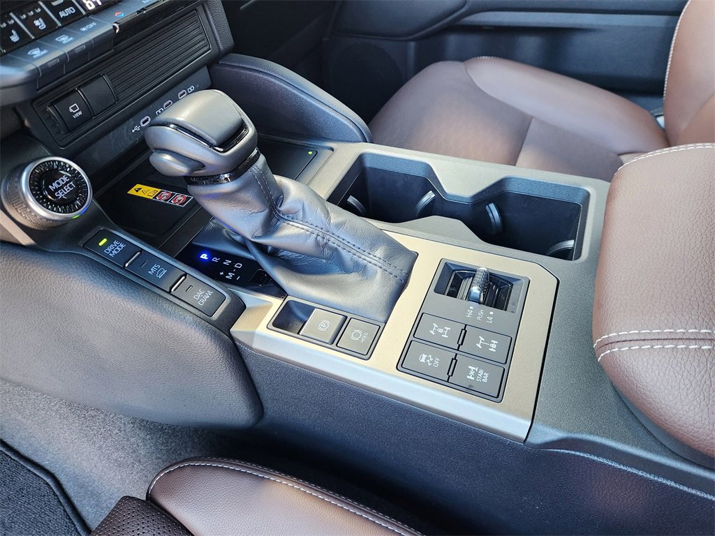 Used 2024 Toyota Land Cruiser image 19