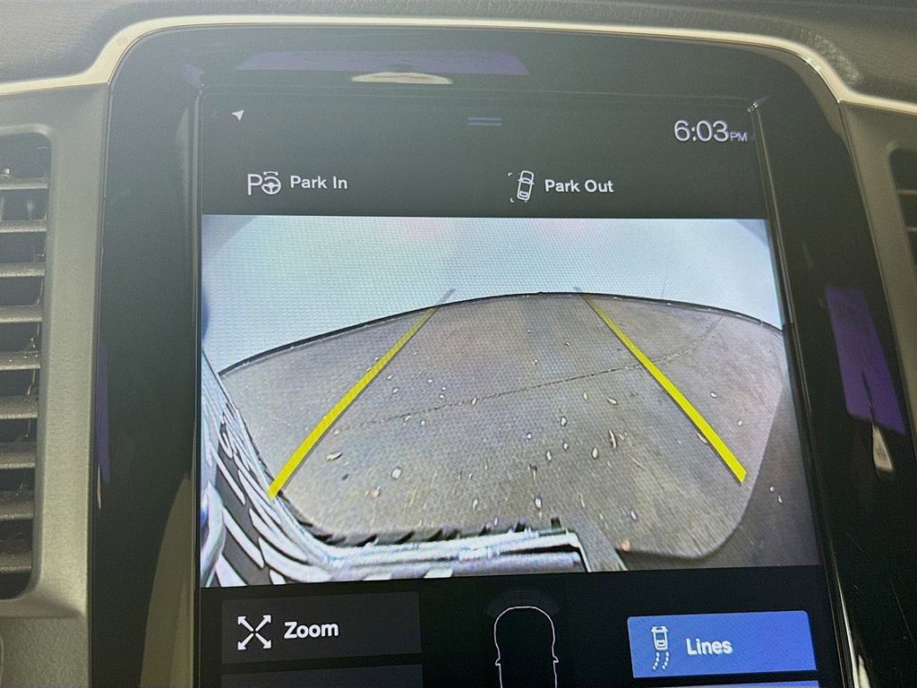 Used 2019 Volvo XC90 T6 Momentum w/ Advanced Package image 16
