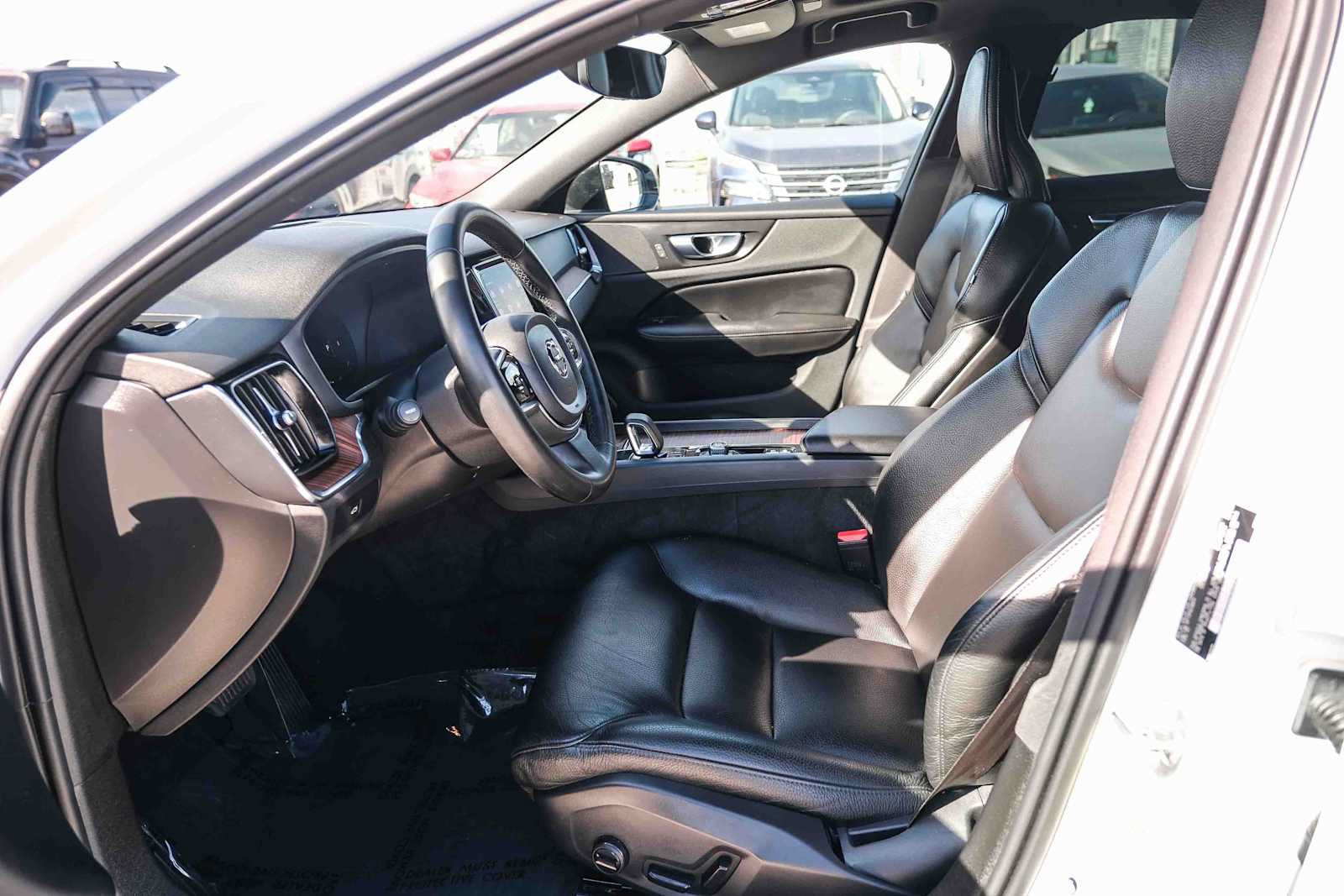 Used 2023 Volvo S60 B5 Plus w/ Climate Package FWD image 19