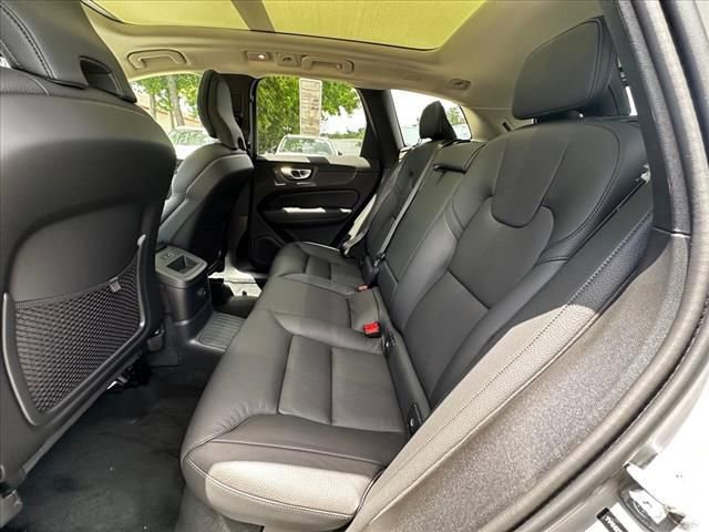 New 2024 Volvo XC60 T8 Plus w/ Protection Package Premier image 40