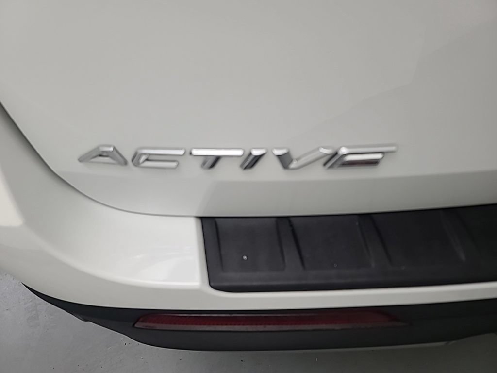 Used 2025 Ford Explorer Active w/ Active Comfort Package AWD/4WD image 12