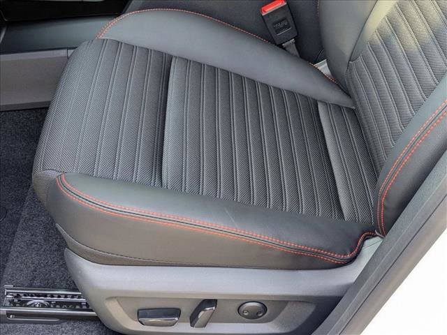 New 2026 Nissan Rogue SV image 4