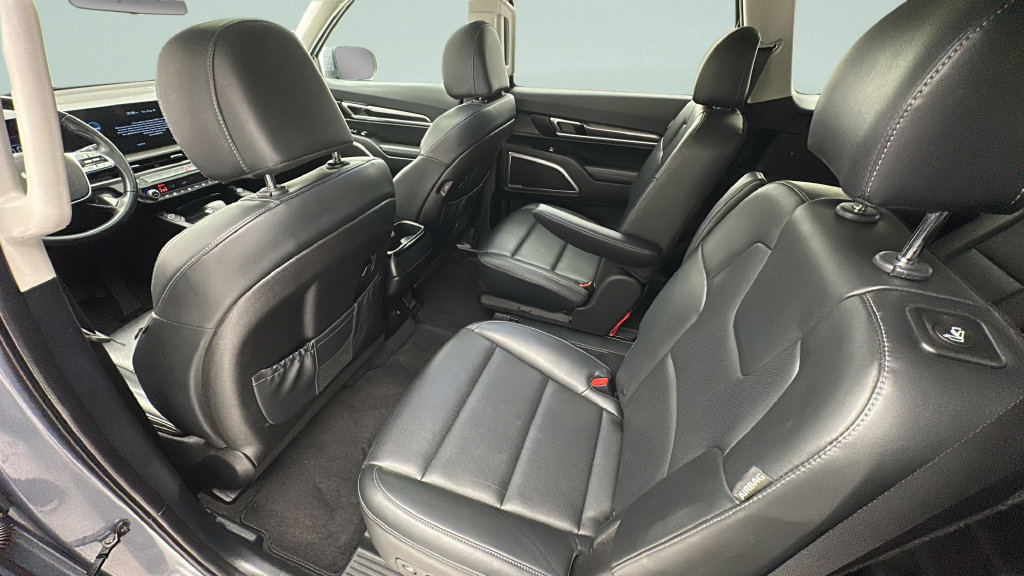 Used 2025 Kia Telluride S AWD/4WD image 10