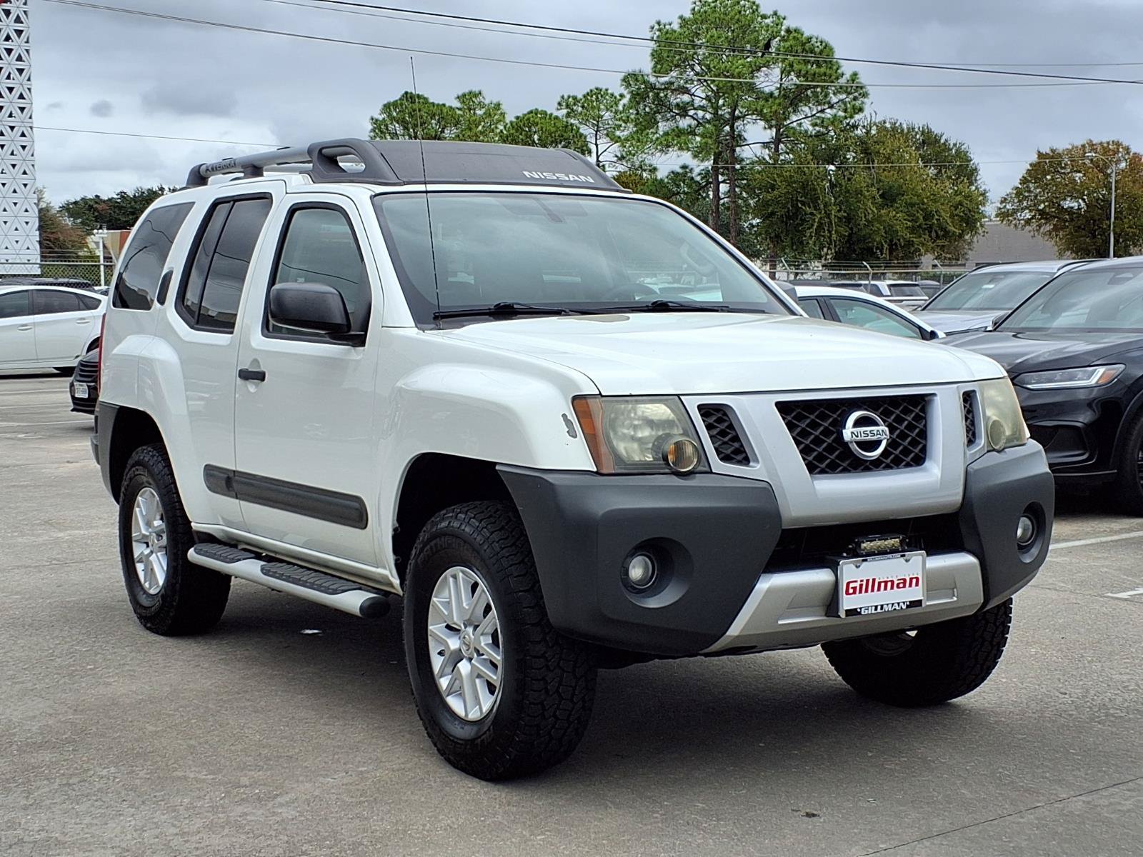 Used 2015 Nissan Xterra S w/ Value Package RWD image 2
