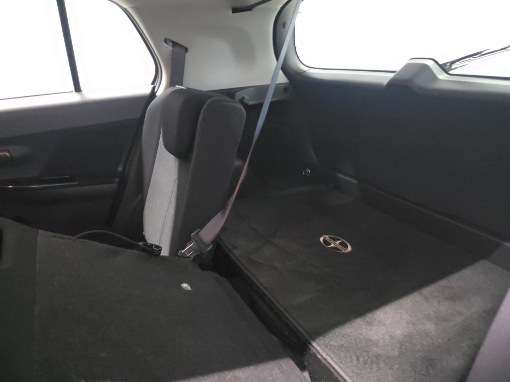 Used 2009 Scion xD image 9