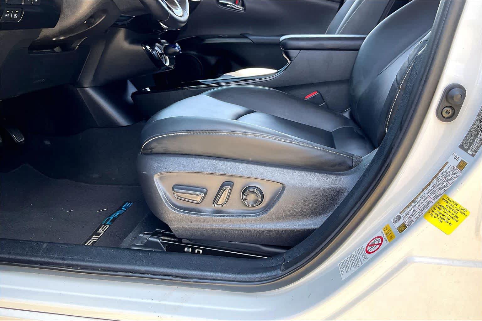 Used 2021 Toyota Prius Prime Limited FWD image 36