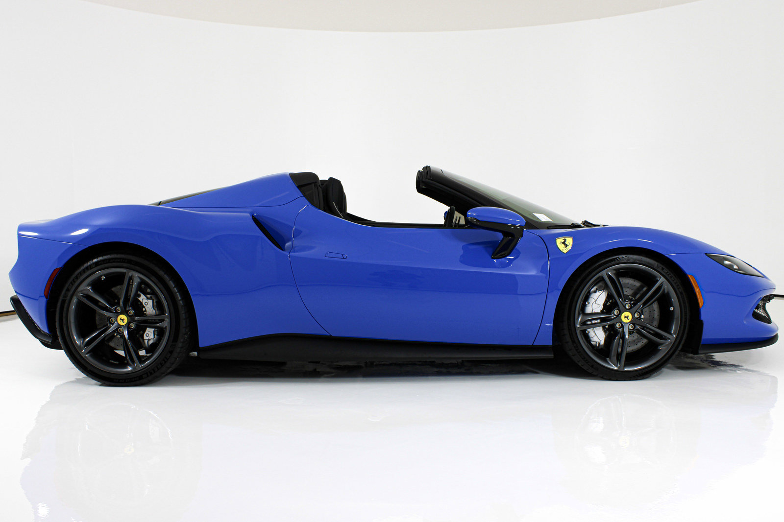 Certified 2024 Ferrari 296 GTS RWD image 6