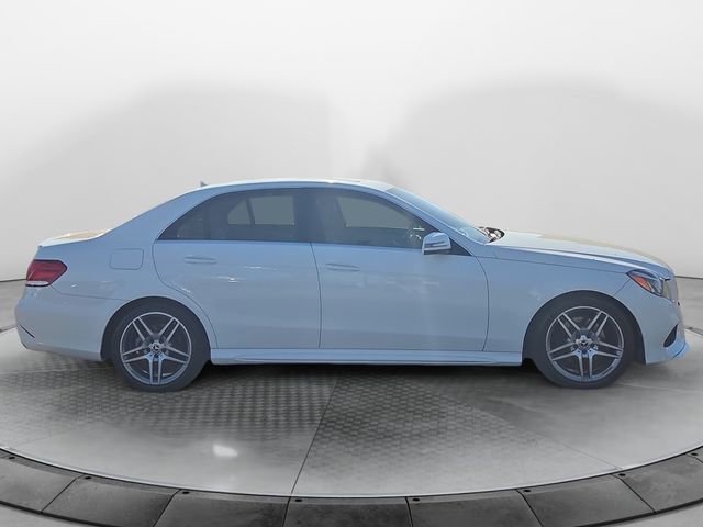Used 2014 Mercedes-Benz E 350 4MATIC Sedan image 6
