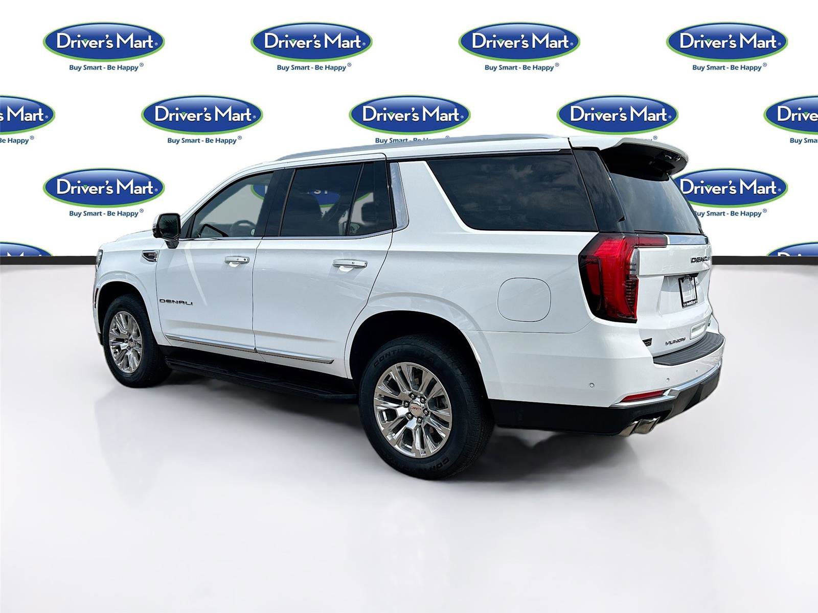 Used 2025 GMC Yukon Denali RWD image 5