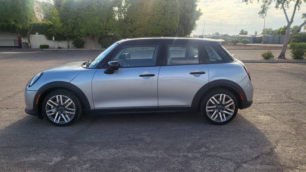 Used 2025 MINI Cooper S FWD image 5