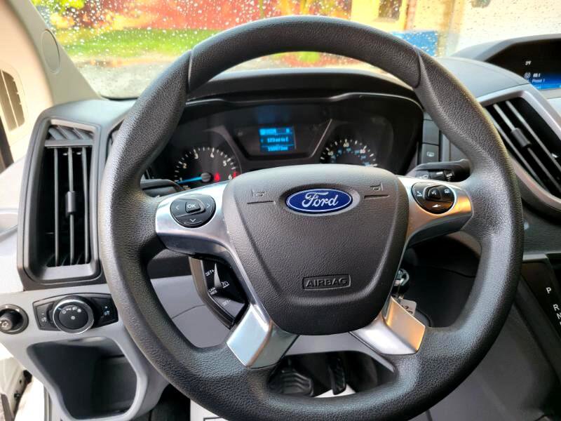 Used 2018 Ford Transit 350 XLT image 41