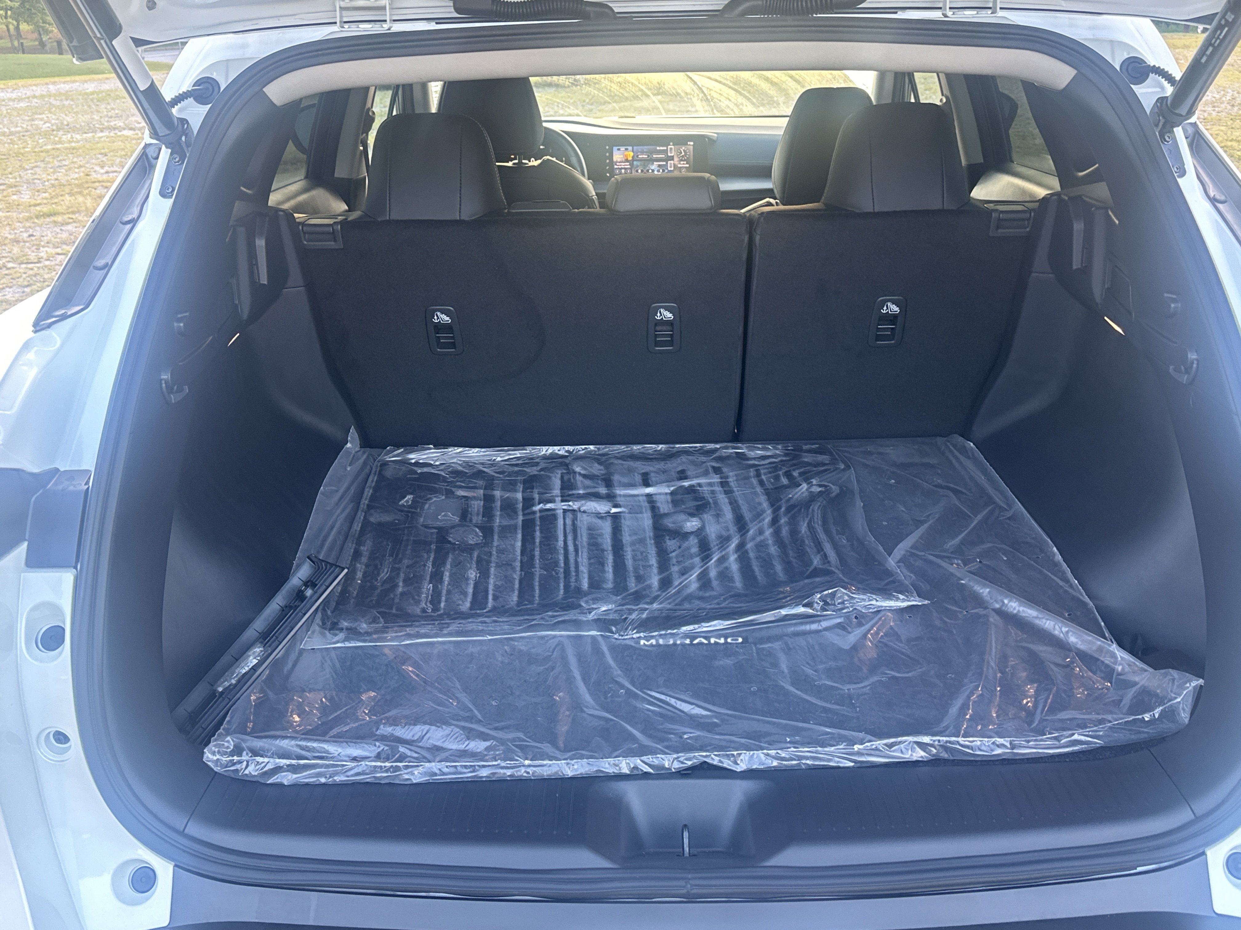 Used 2025 Nissan Murano SV AWD/4WD image 18