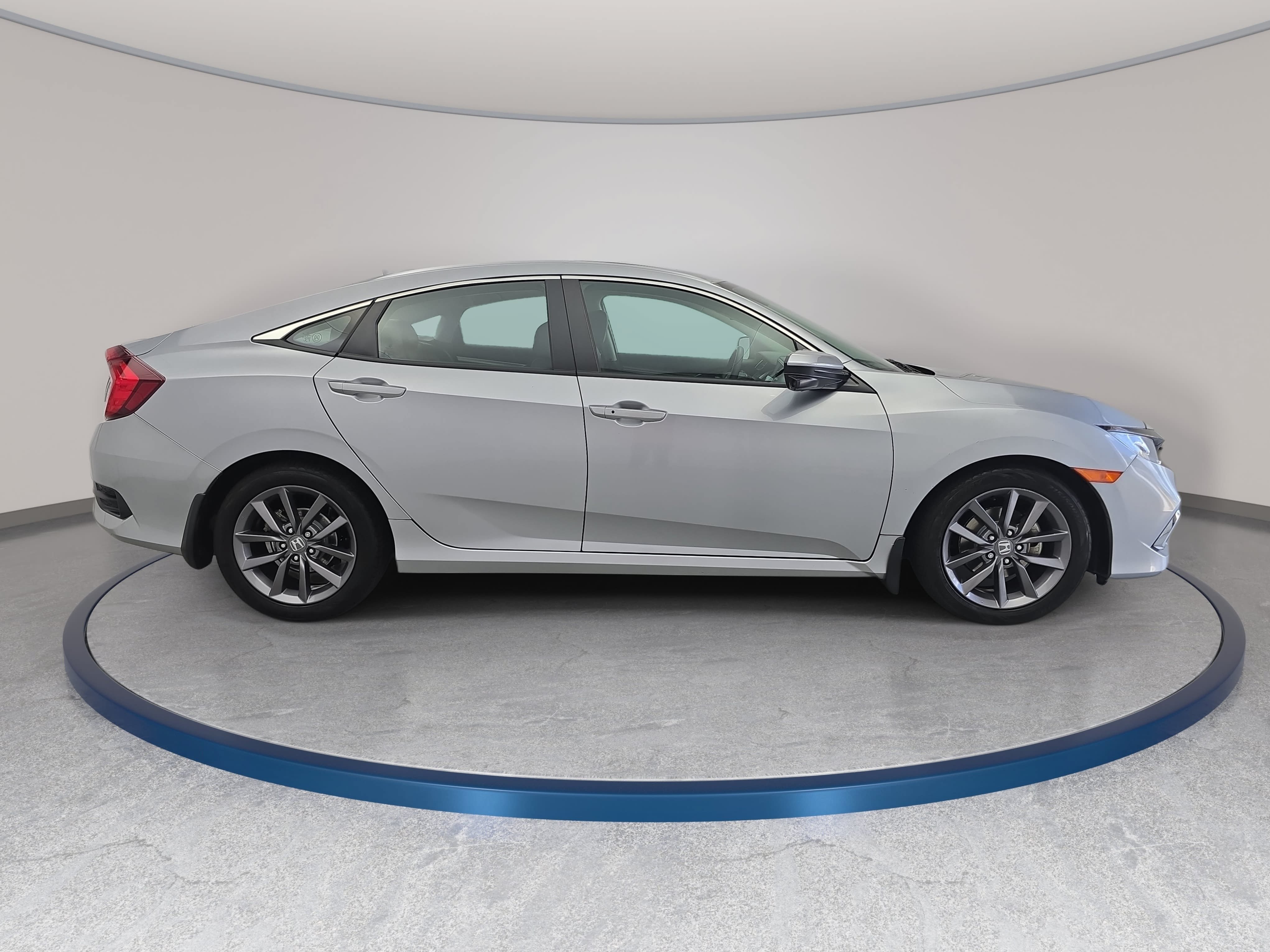Used 2020 Honda Civic EX-L image 4