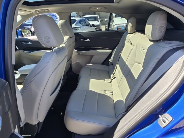 Used 2023 Cadillac XT4 Premium Luxury FWD image 10