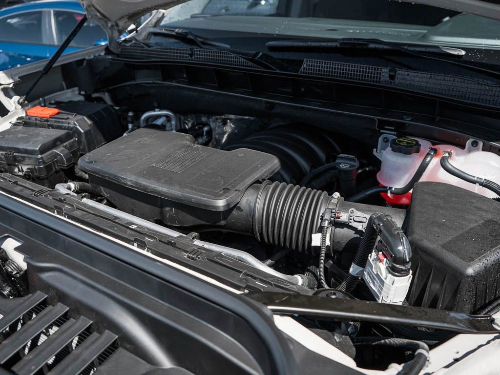 New 2026 GMC Sierra 1500 SLE image 7