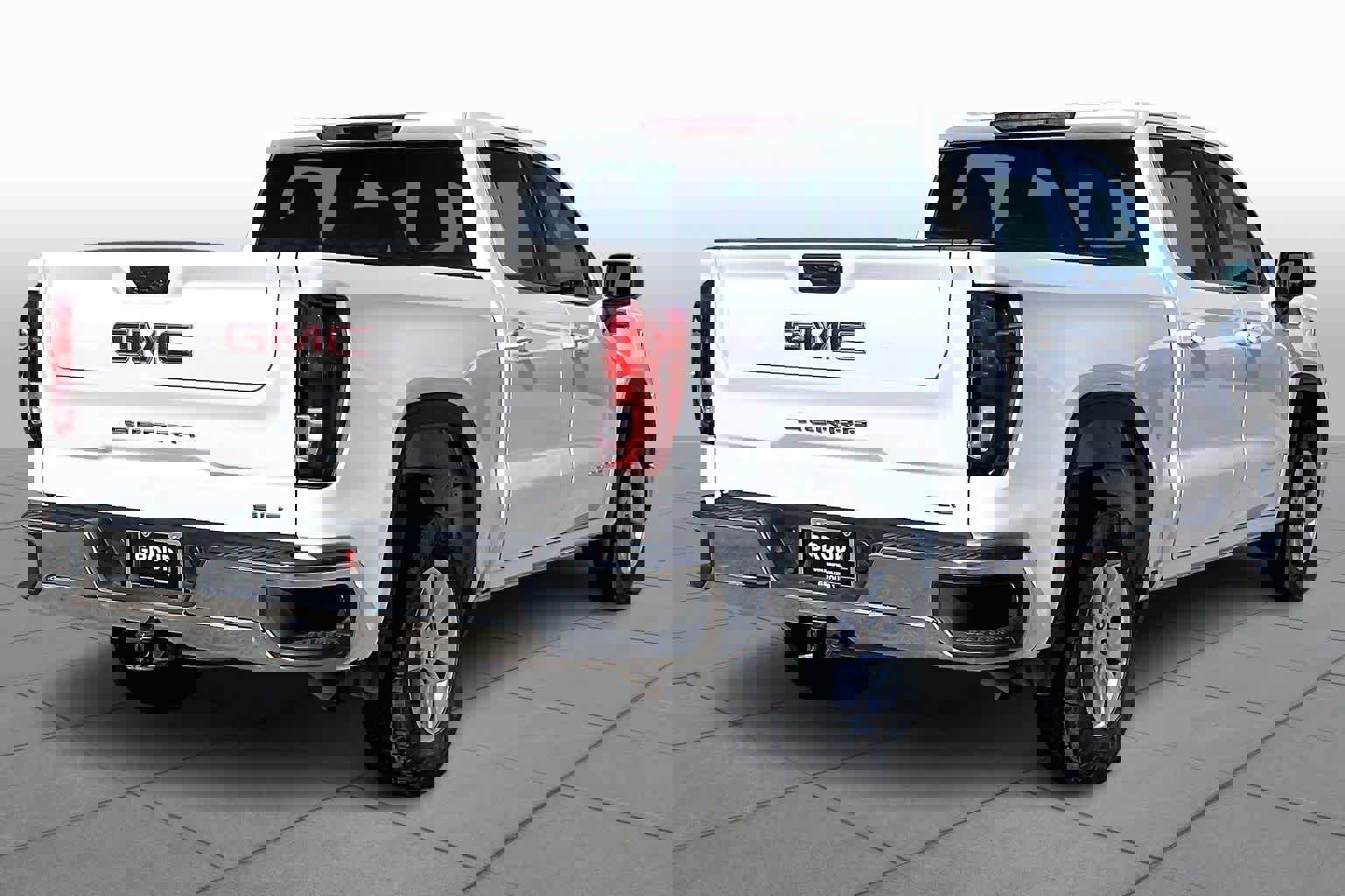 Certified 2024 GMC Sierra 1500 SLE image 12
