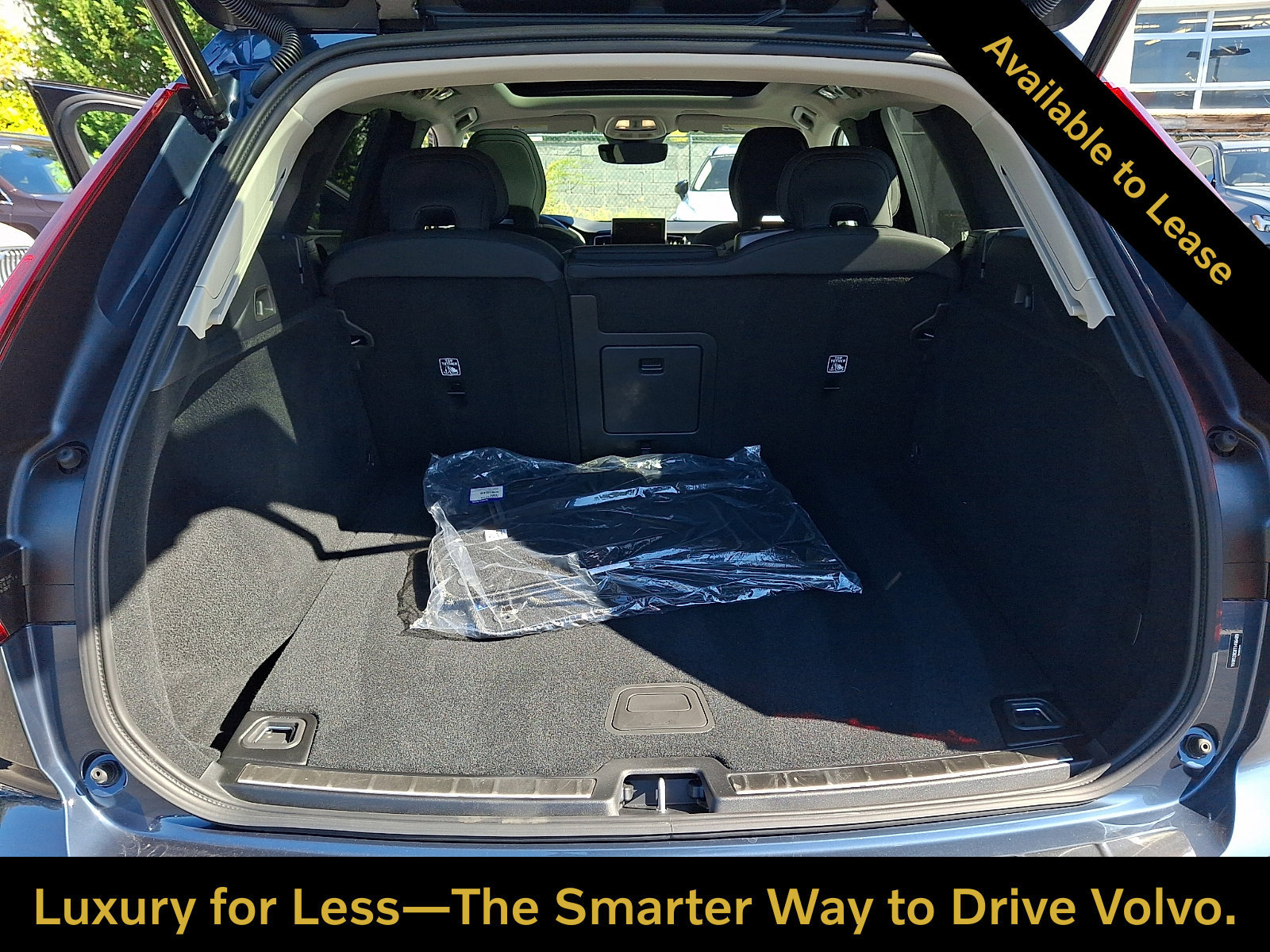 Certified 2026 Volvo XC60 B5 Plus w/ Protection Package Premier AWD/4WD image 28