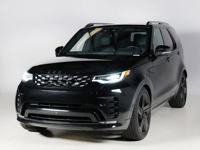 Certified 2025 Land Rover Discovery Dynamic SE AWD/4WD image 1