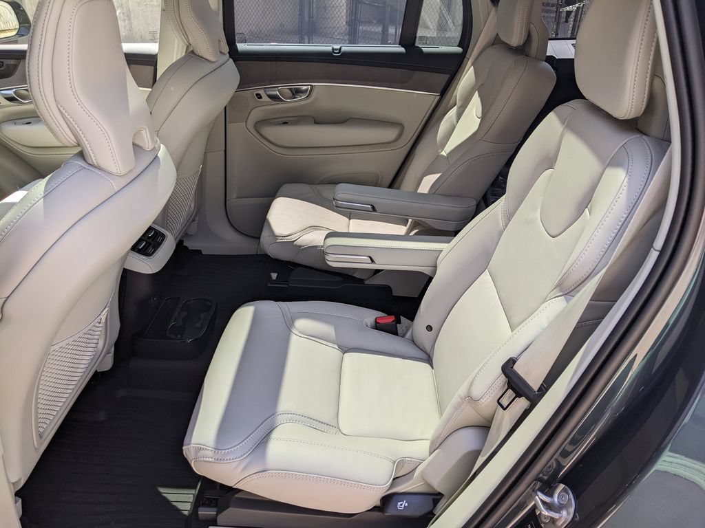 New 2026 Volvo XC90 B6 Ultra w/ Protection Package Premier AWD/4WD image 23