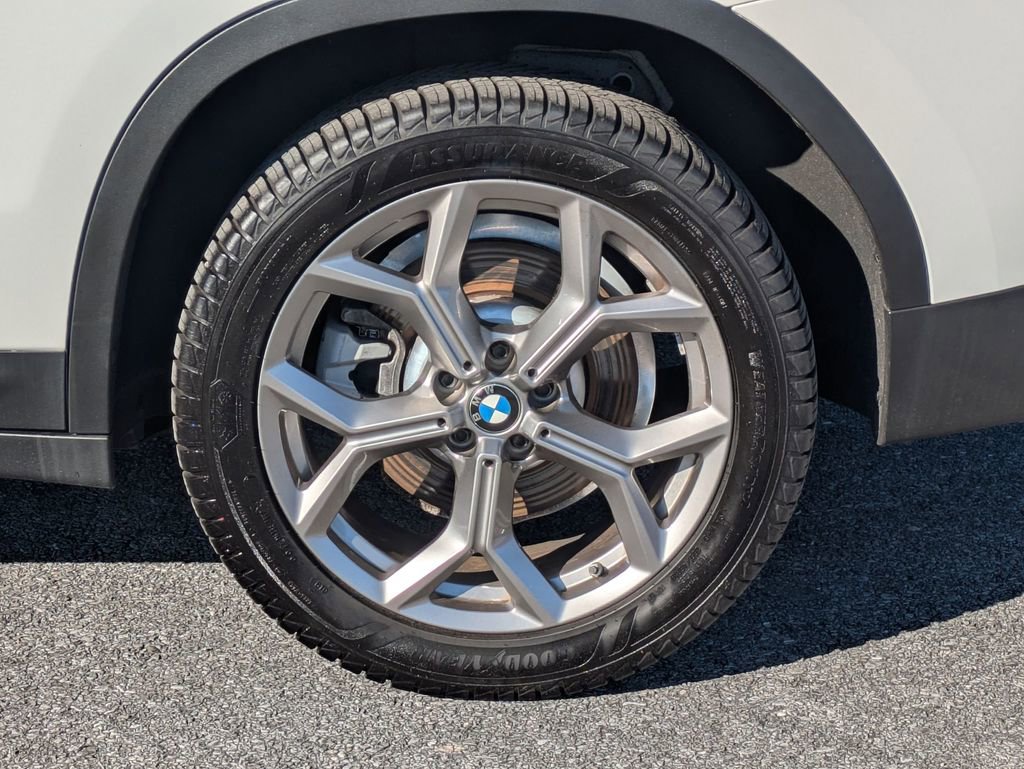 Used 2022 BMW X3 xDrive30i w/ Premium Package 2 image 27