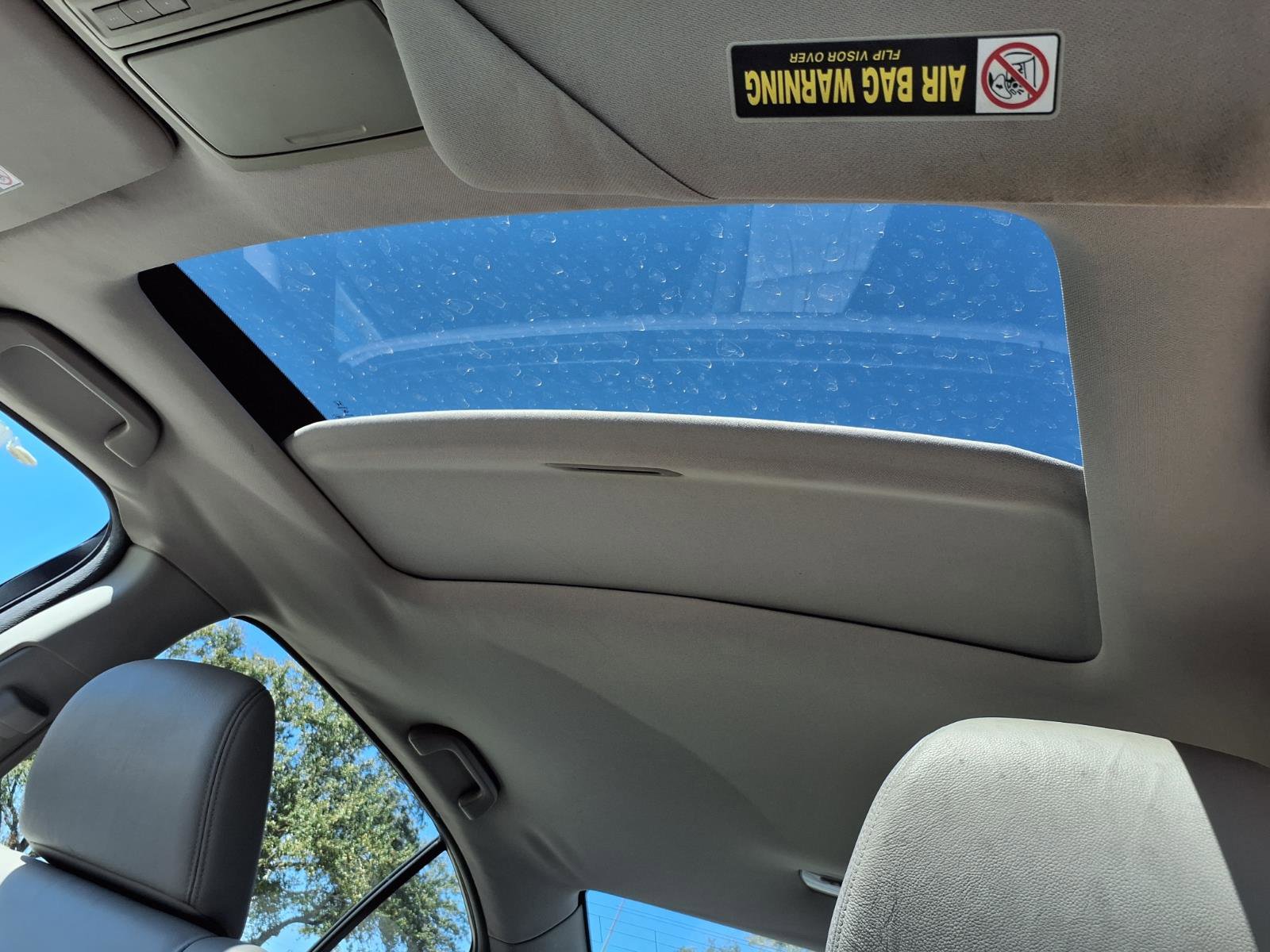 Used 2010 Honda Accord EX-L image 5