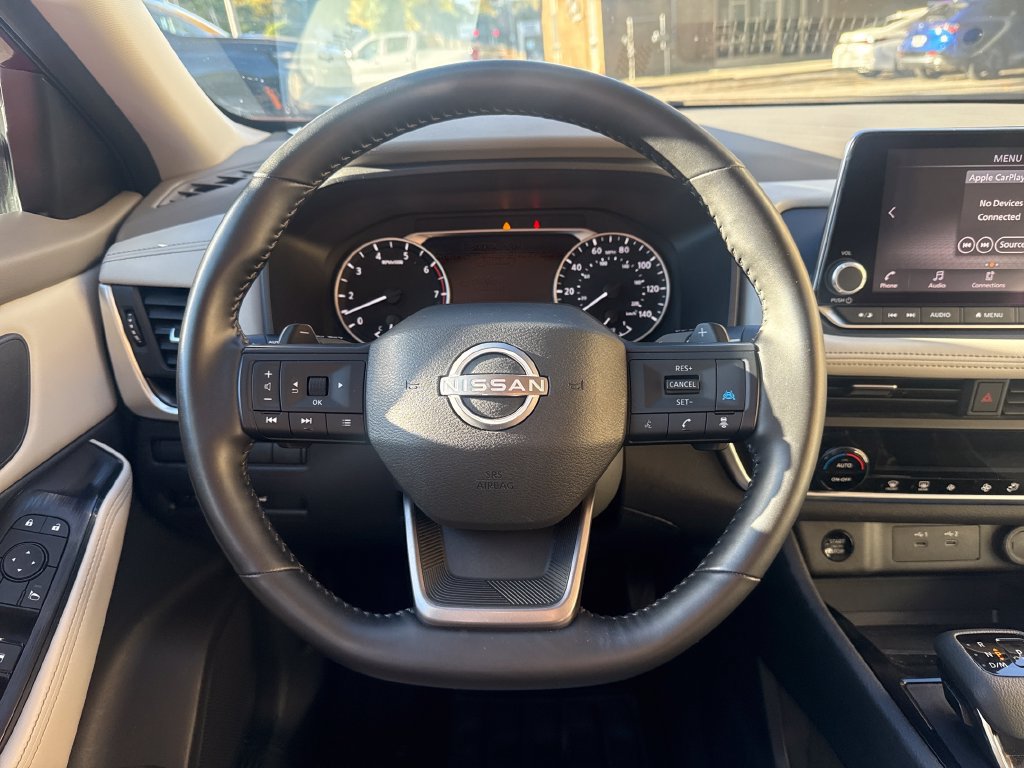 Used 2025 Nissan Rogue SV AWD/4WD image 22