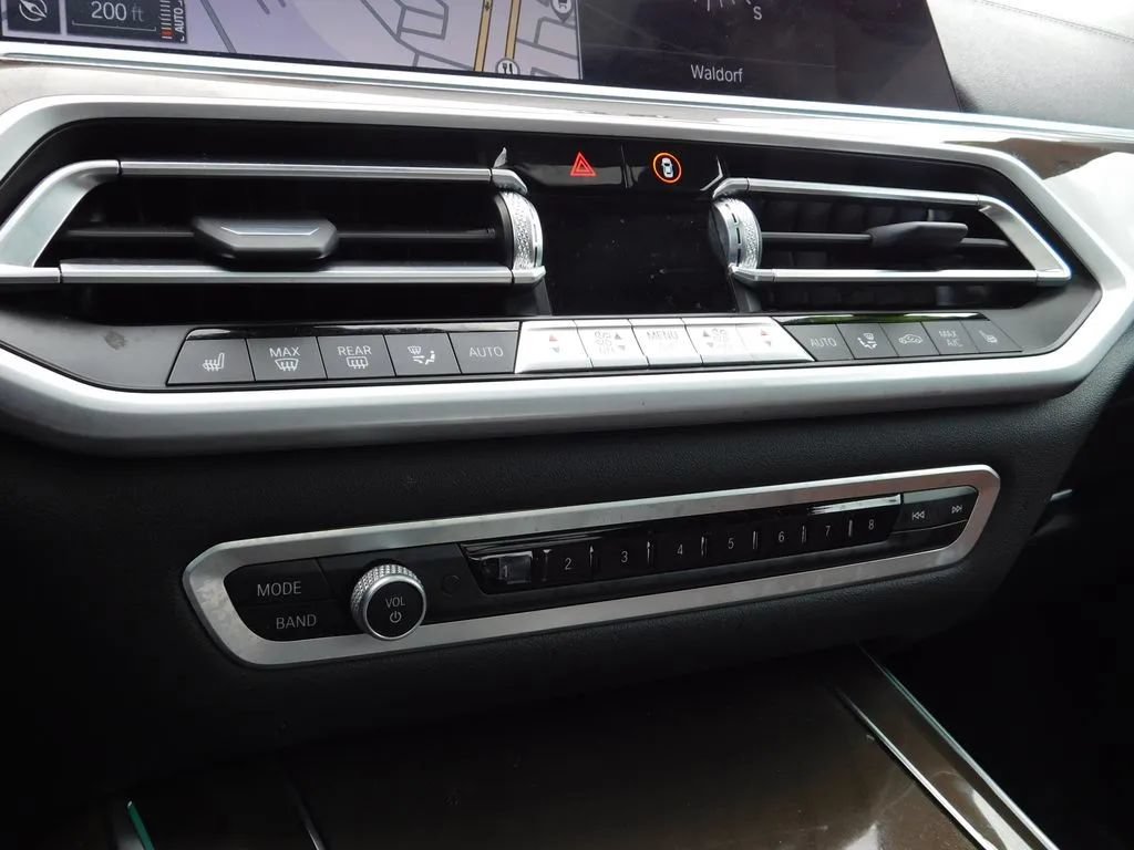 Used 2022 BMW X5 xDrive40i AWD/4WD image 26