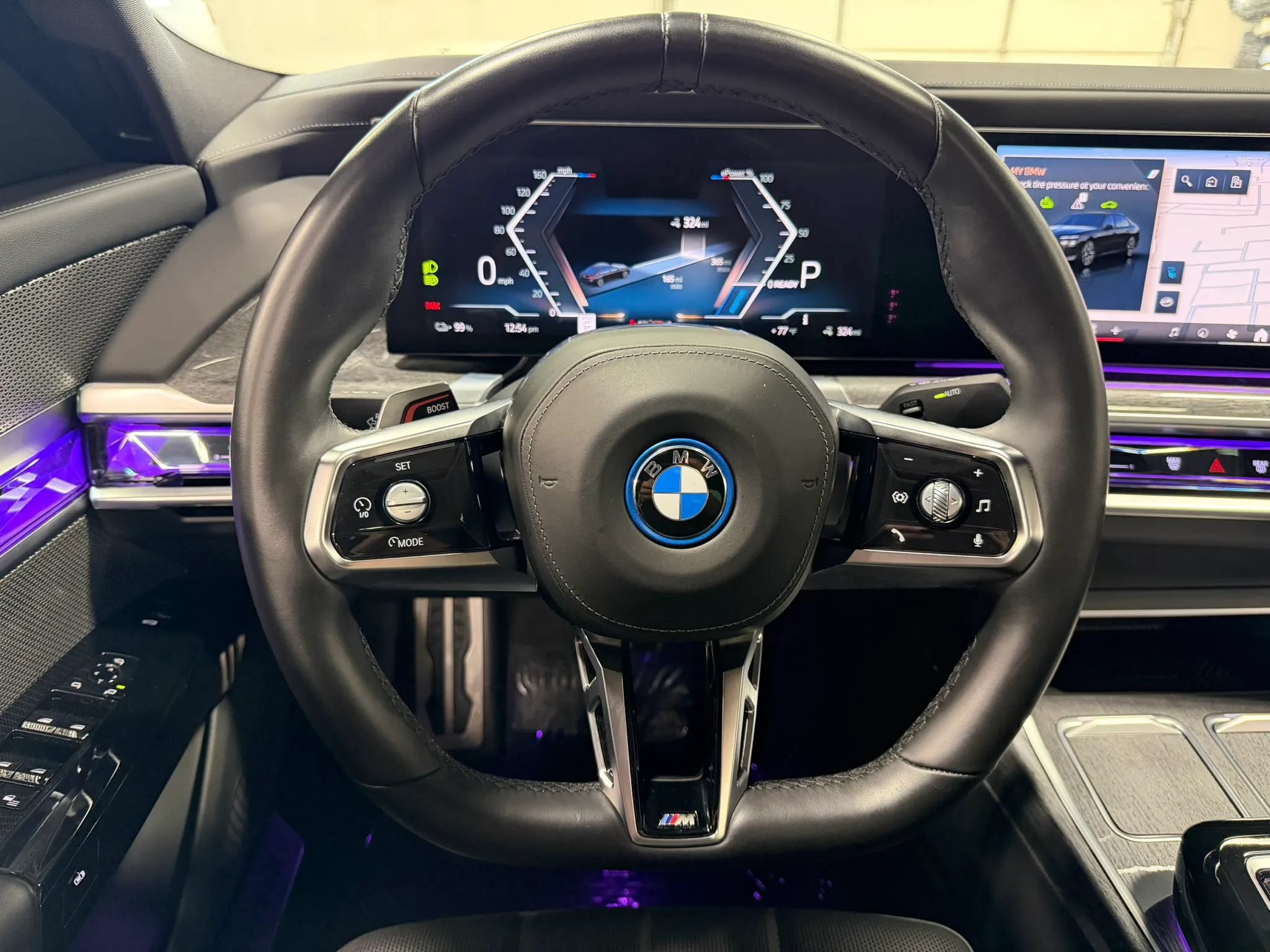 Used 2024 BMW i7 xDrive60 AWD/4WD image 14