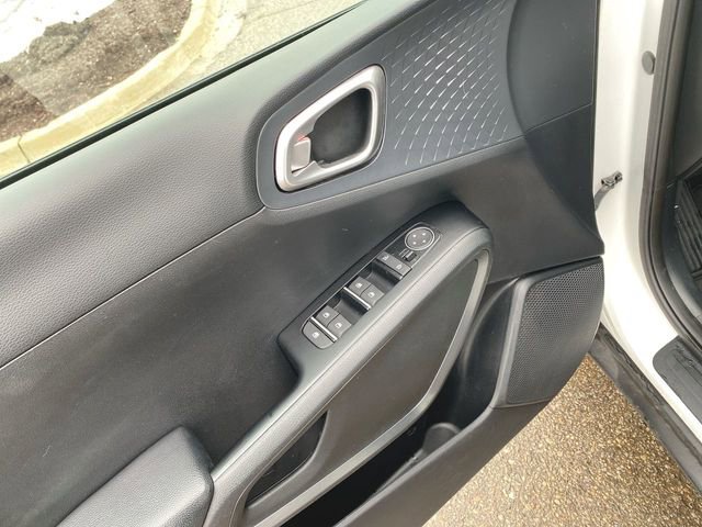 Used 2020 Kia Soul EX image 22