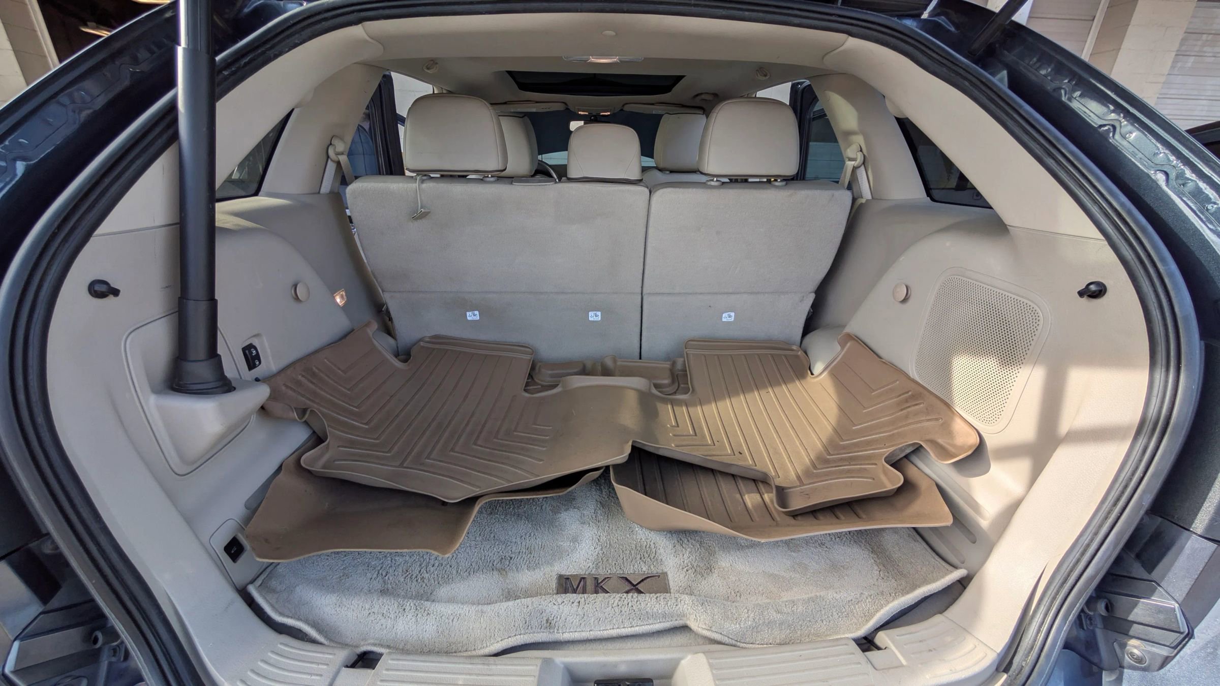 Used 2013 Lincoln MKX Sport Utility 4D image 18