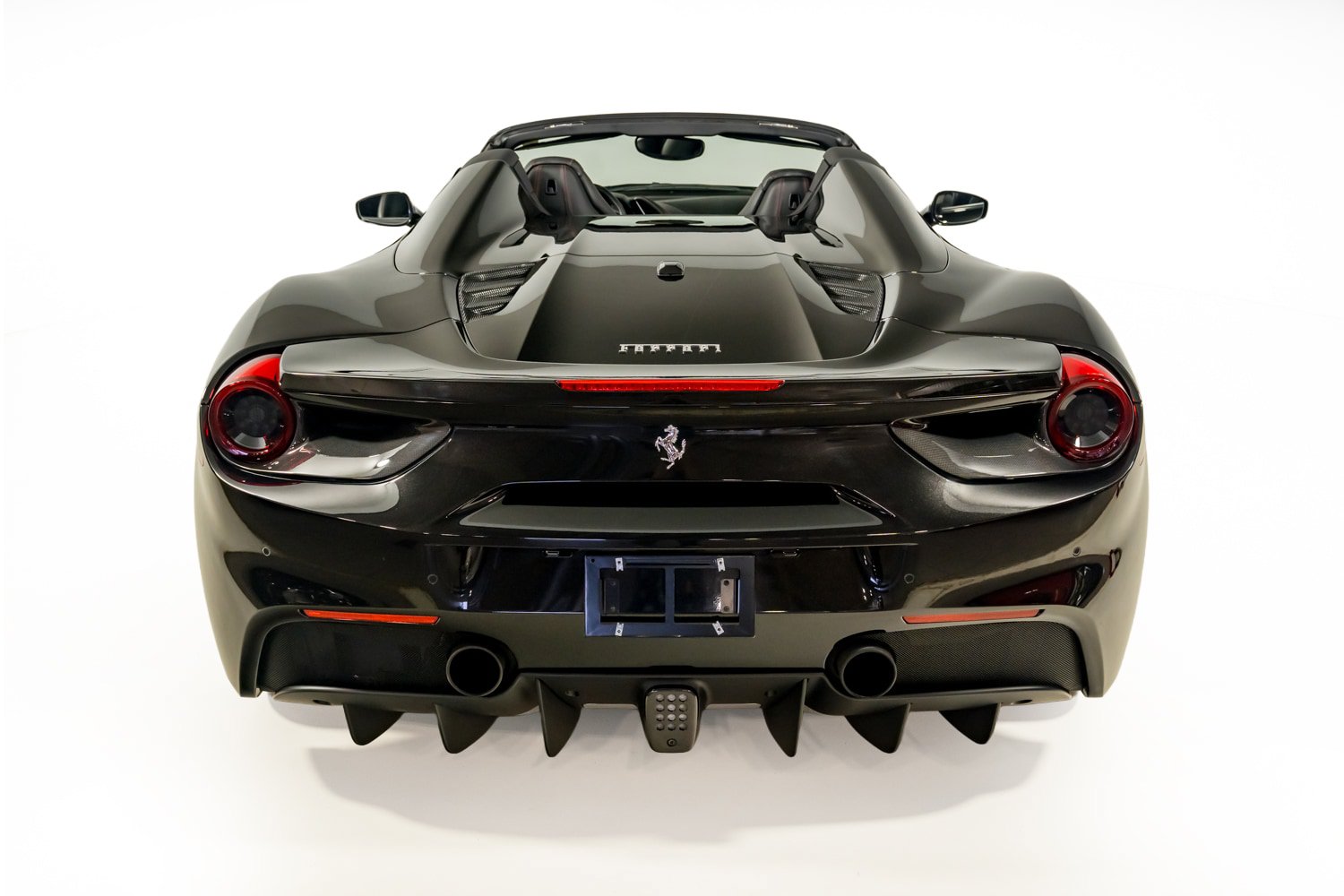 Used 2018 Ferrari 488 Spider RWD image 17