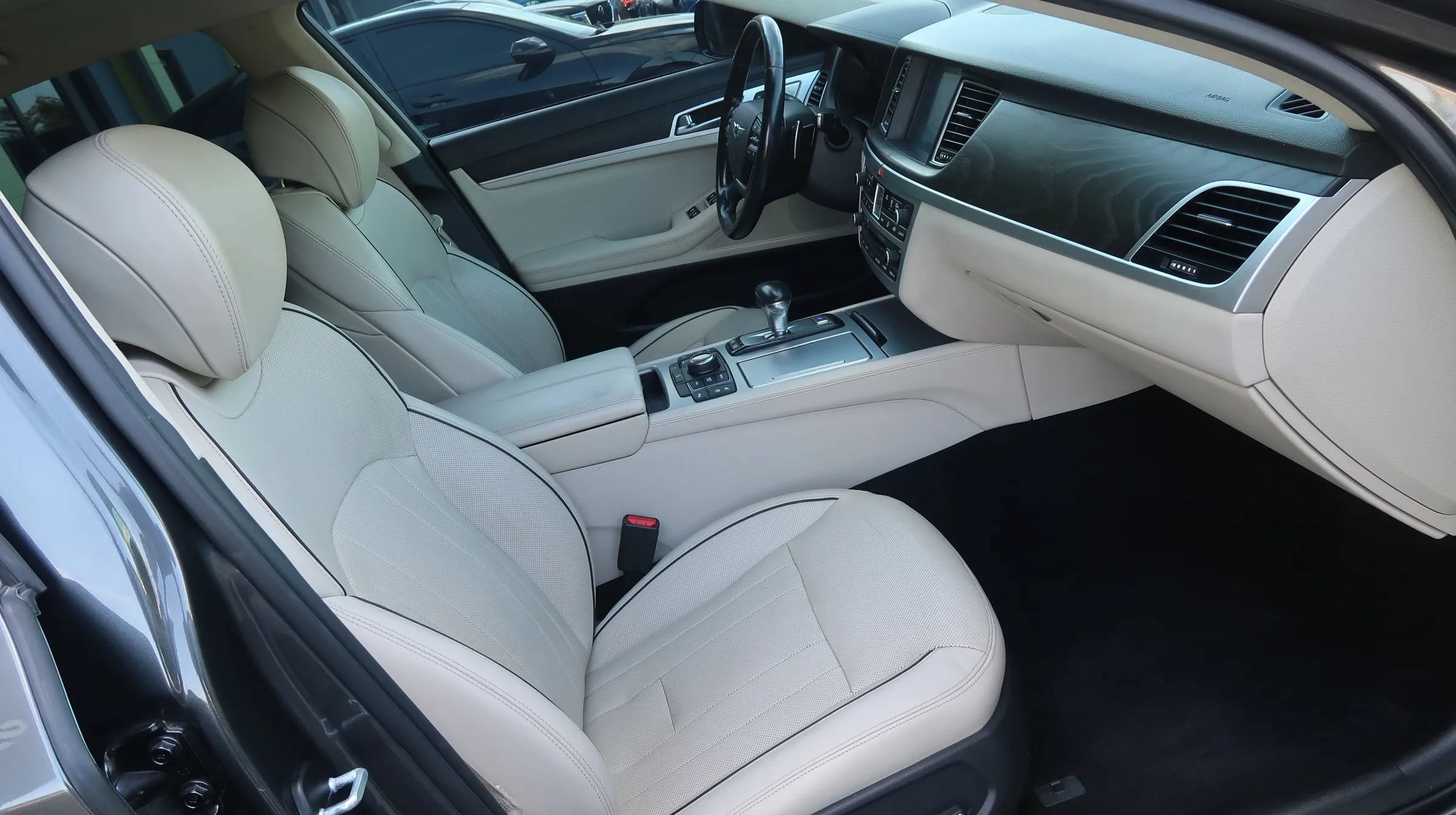 Used 2018 Genesis G80 5.0 Ultimate AWD/4WD image 26