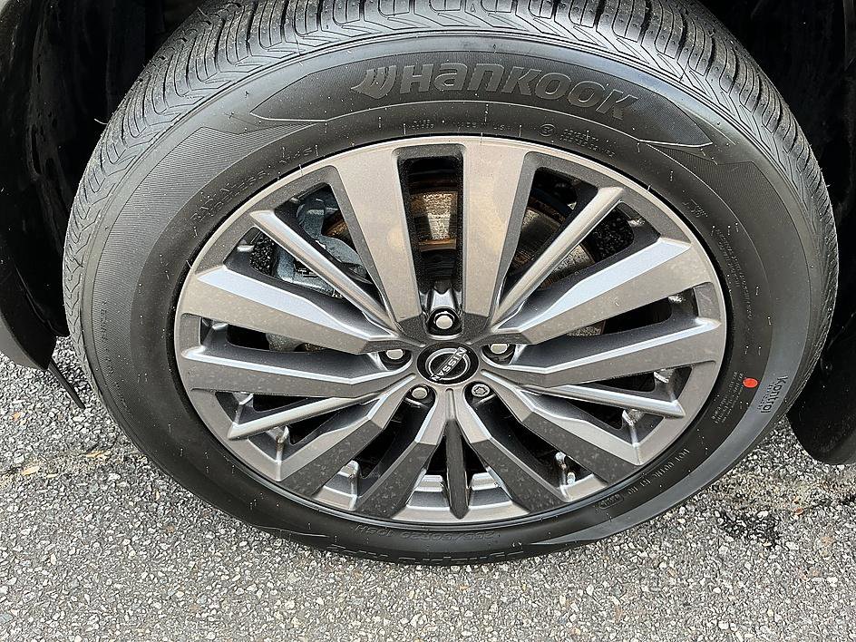 Certified 2024 Nissan Pathfinder SL w/ SL Premium Package image 9