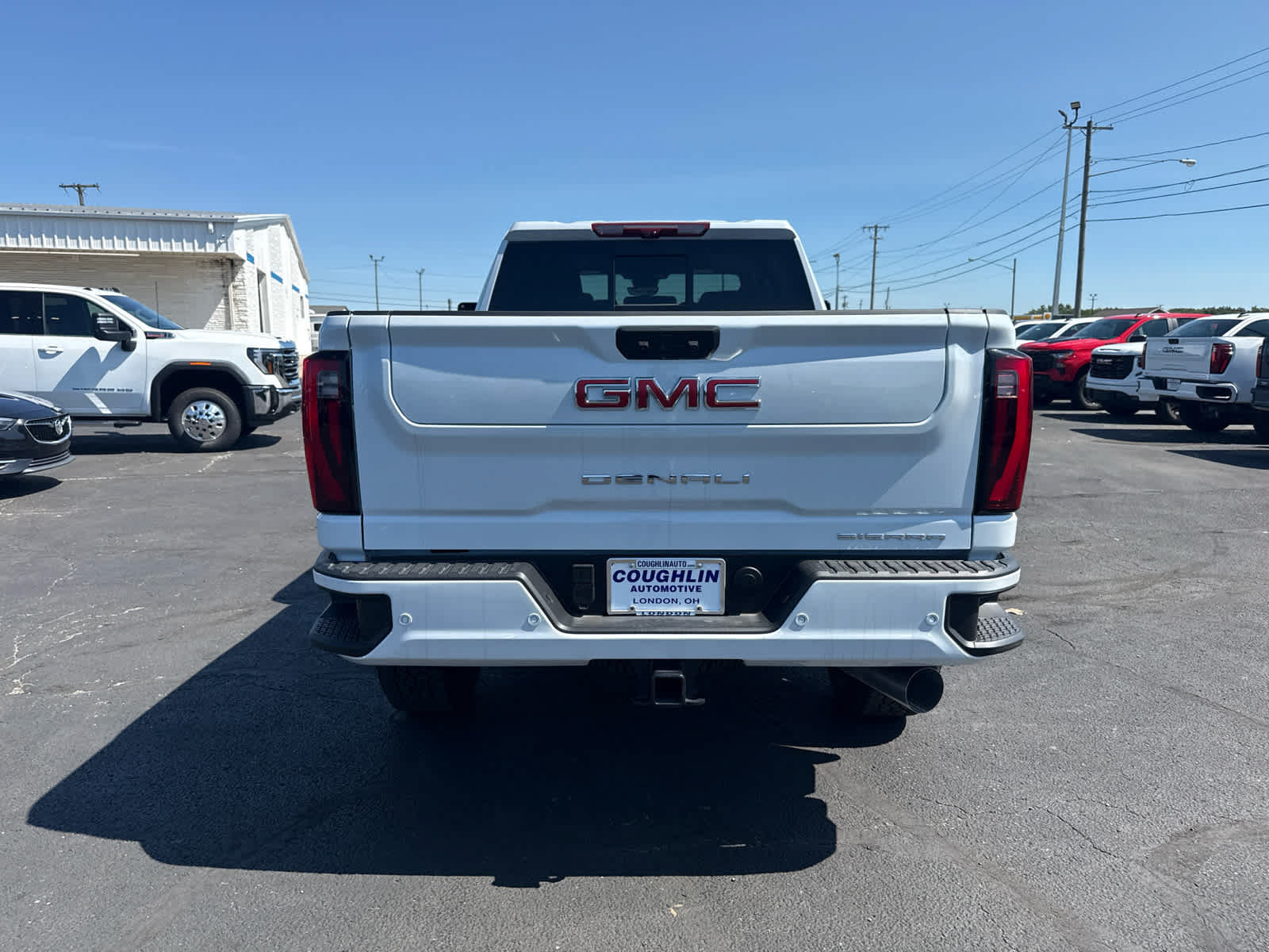 New 2026 GMC Sierra 3500 Denali w/ Denali Reserve Package AWD/4WD image 4
