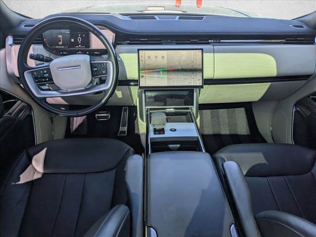 Used 2024 Land Rover Range Rover Long Wheelbase SE AWD/4WD image 19