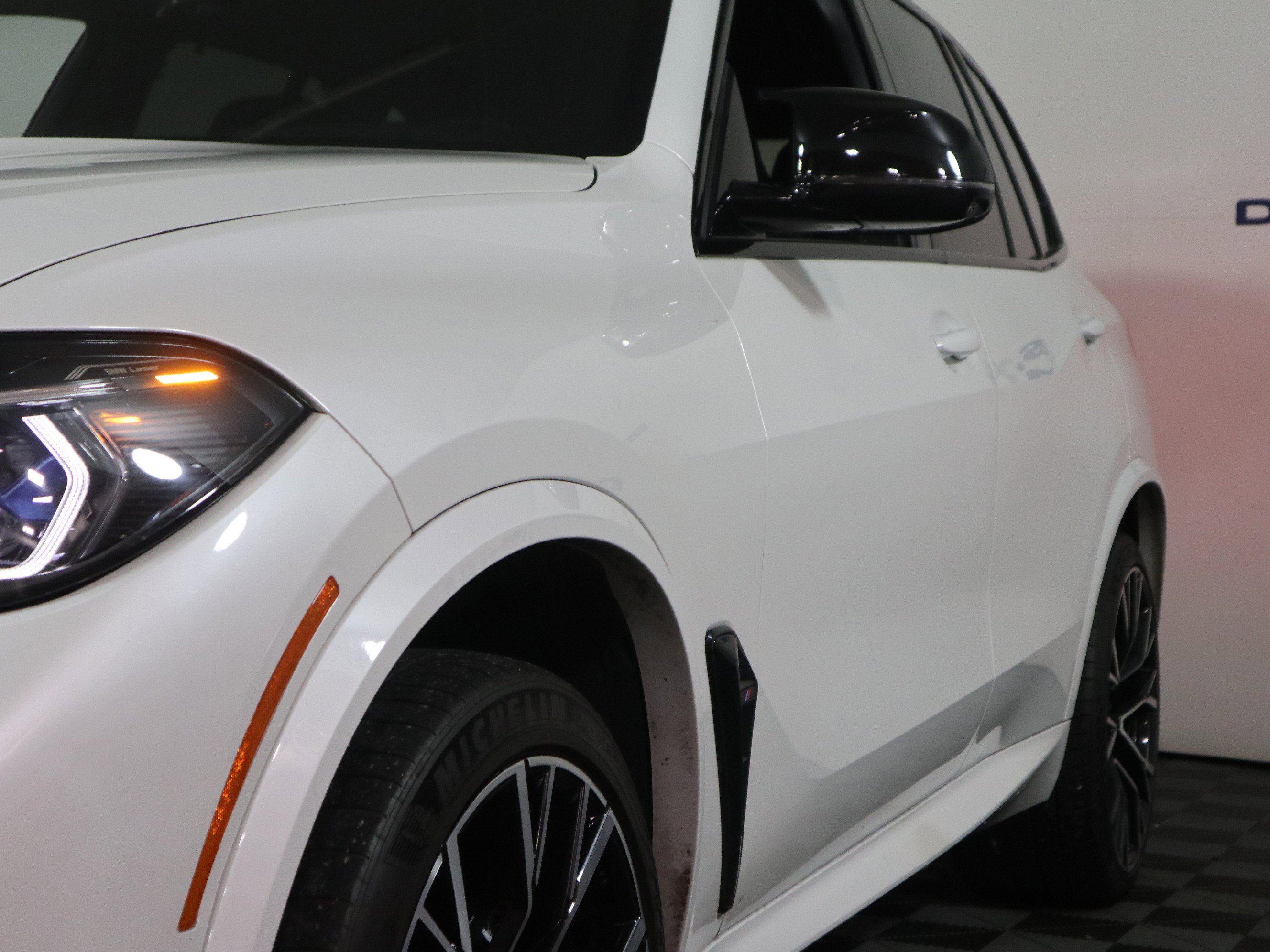 Used 2022 BMW X5 M w/ Competition Package 2 image 11