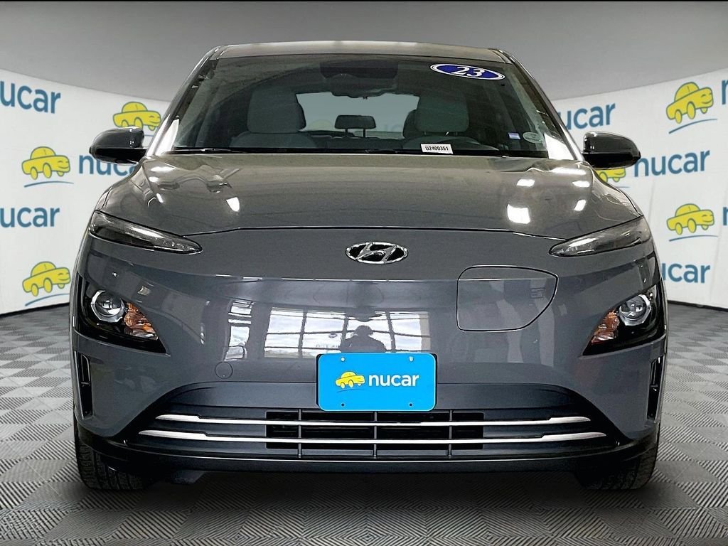 Used 2023 Hyundai Kona SE w/ Cargo Package FWD image 2