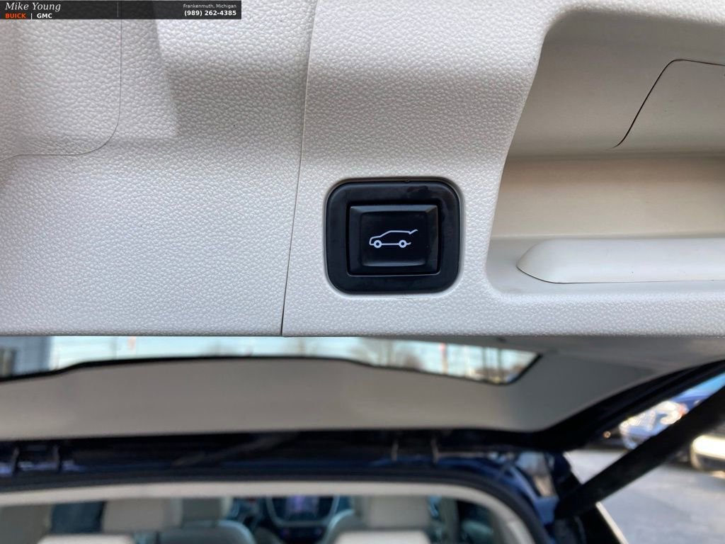 Used 2021 GMC Acadia Denali w/ GMC Pro Grade Package image 11