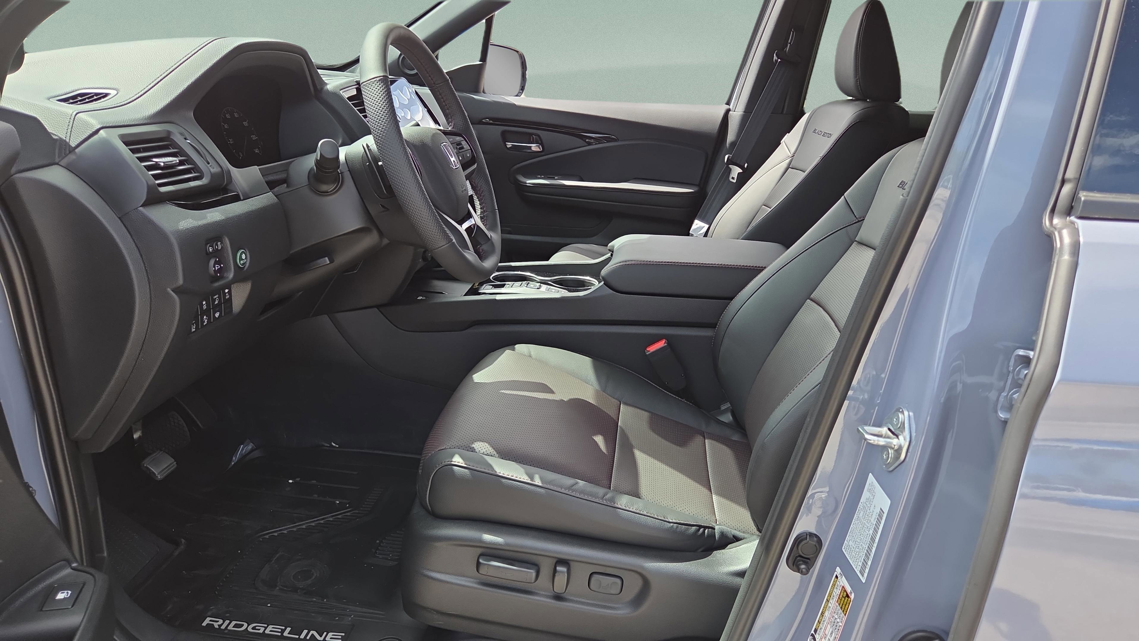New 2026 Honda Ridgeline Black Edition image 10