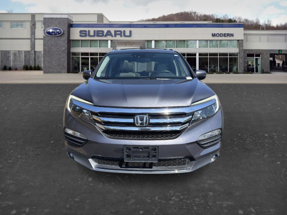 Used 2017 Honda Pilot Elite image 2