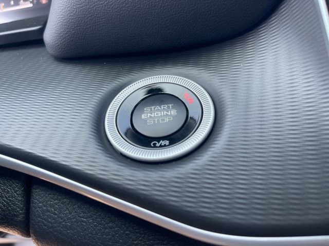 New 2025 Jeep Grand Cherokee L Laredo image 27