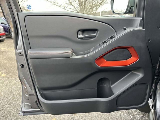 New 2026 Nissan Frontier PRO-4X w/ Pro-4x Convenience Package image 14