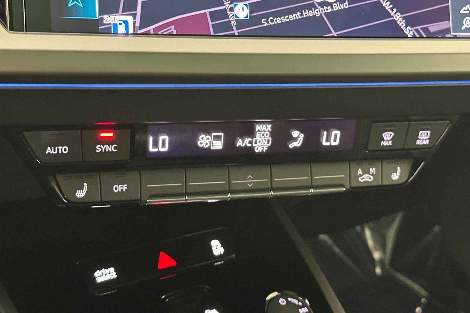 Used 2024 Audi Q4 e-tron Premium Plus w/ Premium Plus image 20