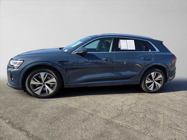 Used 2024 Audi Q8 e-tron Premium Plus w/ Premium Plus Package AWD/4WD image 6