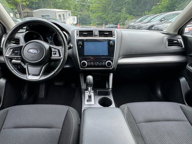 Used 2019 Subaru Outback 2.5i Premium AWD/4WD image 12