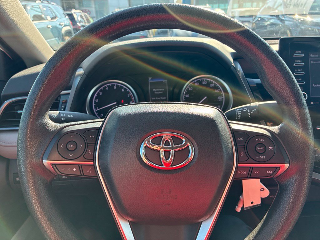 Used 2024 Toyota Camry LE FWD image 25