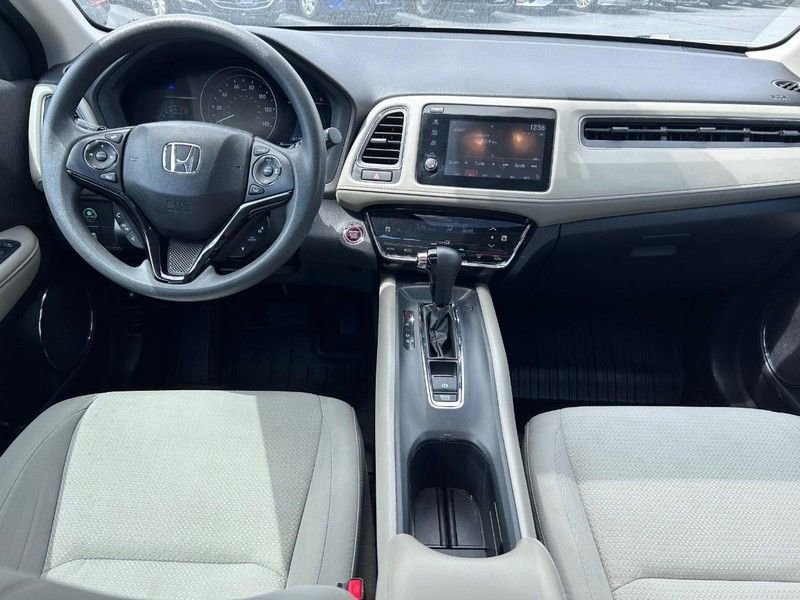 Used 2022 Honda HR-V EX image 11