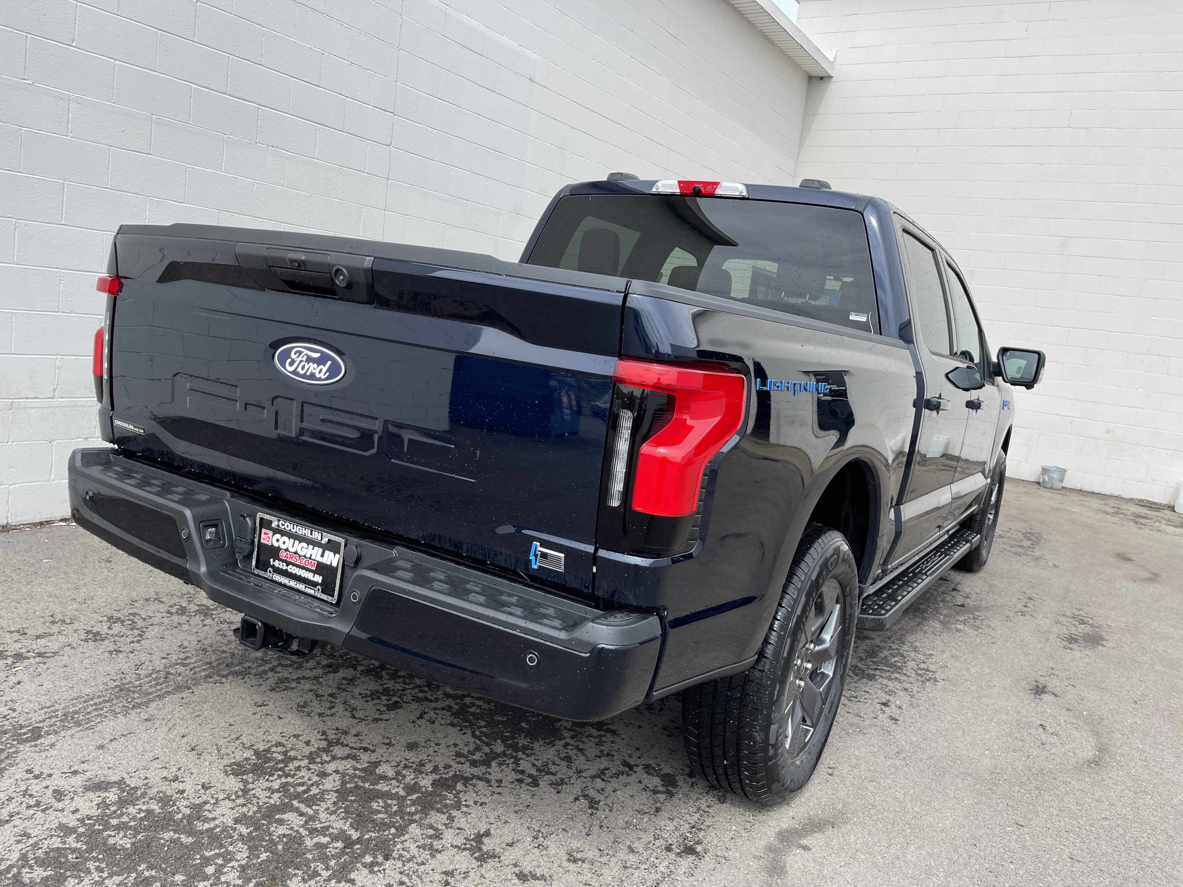 New 2025 Ford F150 Lightning Flash image 8